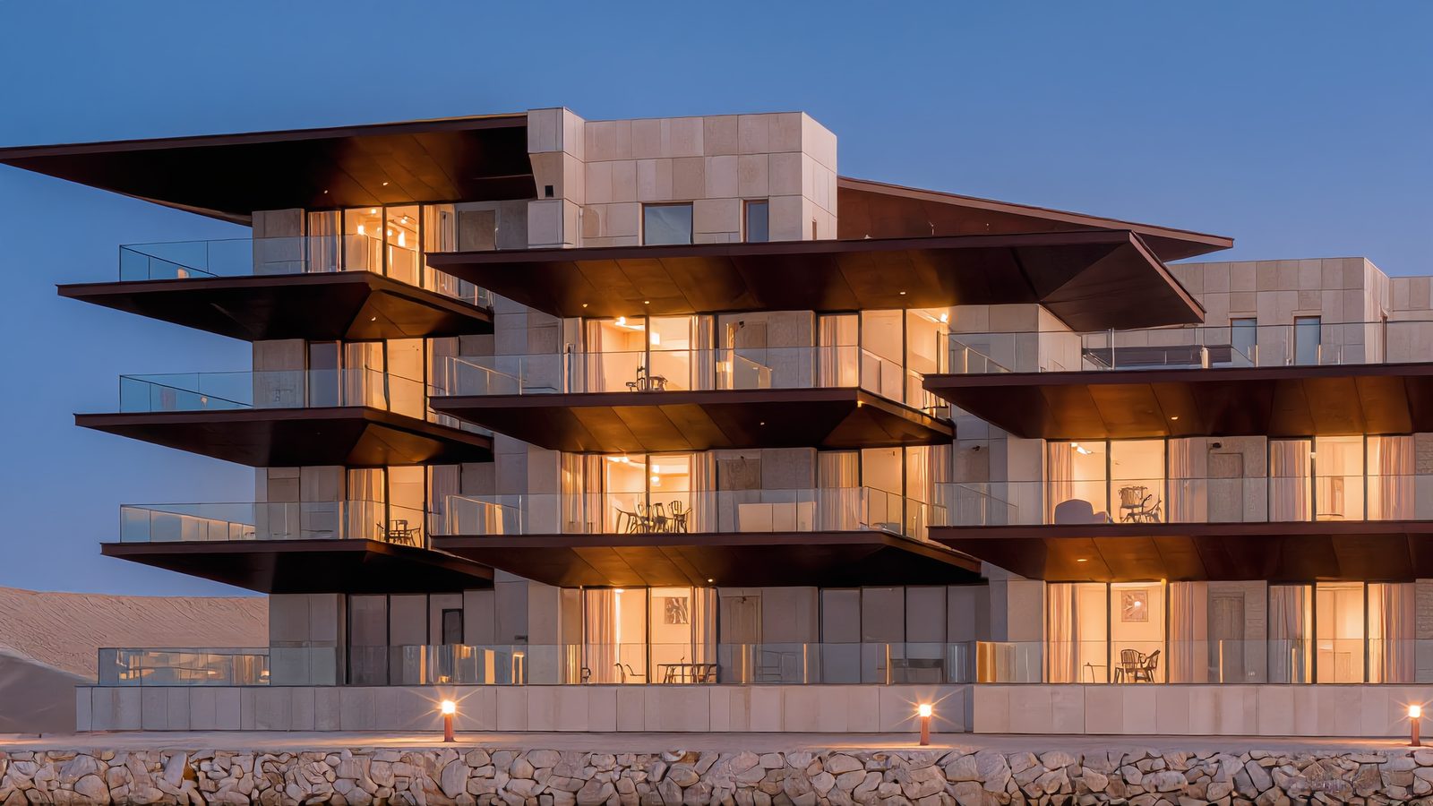 The second and third terraces, balconies lit from inside
